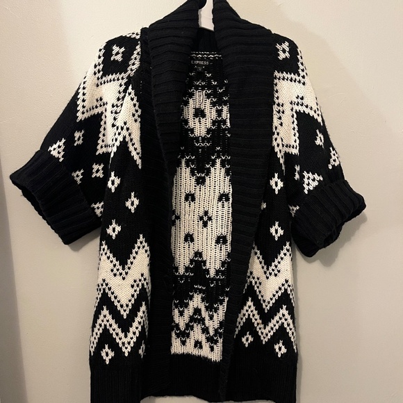 Express Chunky Knit Cardigan - Picture 1 of 2